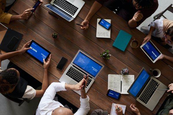 Programul de lucru flexibil, marea atracţie pentru angajaţi